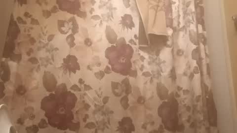 Snapshot of 903luvme chatting on 11.11.25 903luvme online show from 11.11.25