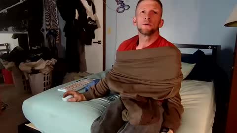 8over6 online show from 02.18.25