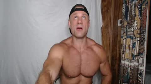 9 fat inches online show from 07.02.26