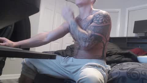 9inchbulll online show from 01.06.25