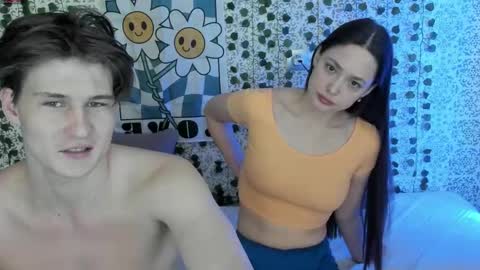 EMILY AND  MARCUS online show from 03.10.25