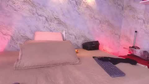 Snapshot of _abby_rouss chatting on 11.12.25 abby rouss online show from 11.12.25