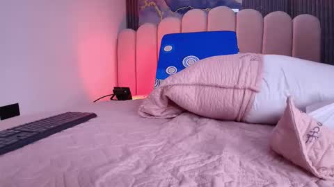 Snapshot of _abby_rouss chatting on 12.02.25 abby rouss online show from 12.02.25