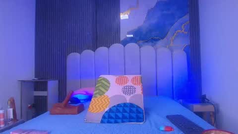 Snapshot of _abby_rouss chatting on 12.15.25 abby rouss online show from 12.15.25