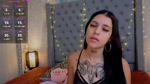 Snapshot of _abbyrouse_ chatting on 01.10.26 Abby online show from 01.10.26