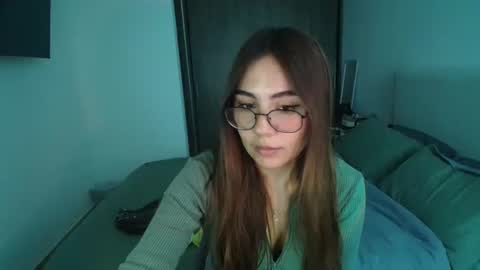 Snapshot of _abbyyyy_ chatting on 02.28.25 abby 3 online show from 02.28.25