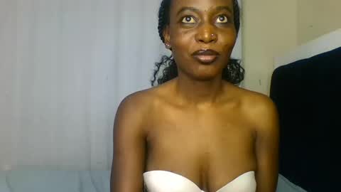 Snapshot of _africana4 chatting on 05.14.26 africana4 online show from 05.14.26