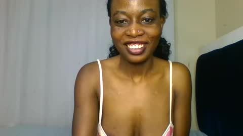 Snapshot of _africana4 chatting on 05.16.26 africana4 online show from 05.16.26