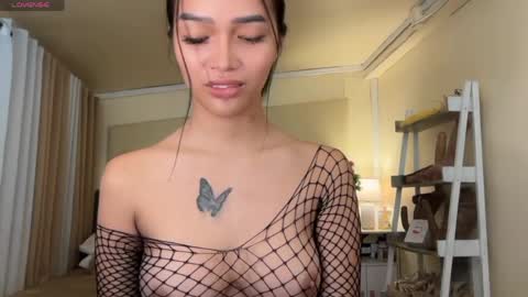 Snapshot of _agatha69_ chatting on 05.18.26 agatha online show from 05.18.26