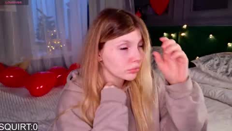 Snapshot of _aleksa chatting on 02.08.26 Alexa online show from 02.08.26