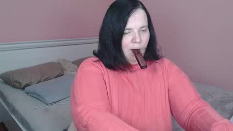 _alexandra_ray_ online show from 11.14.25