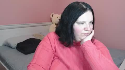 _alexandra_ray_ online show from 11.21.25