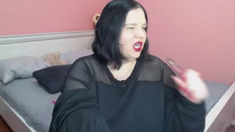 _alexandra_ray_ online show from 11.24.25