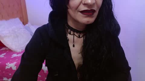 Snapshot of _alexandrajones chatting on 02.07.25 Alexandra online show from 02.07.25