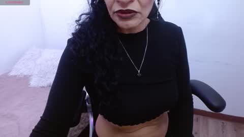 Snapshot of _alexandrajones chatting on 11.14.25 Alexandra online show from 11.14.25