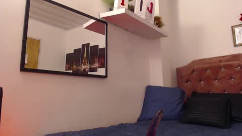 Snapshot of _alice_horny_ chatting on 02.22.25 _alice_horny_ online show from 02.22.25