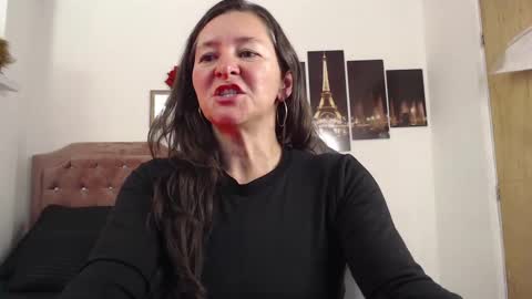 Snapshot of _alice_horny_ chatting on 03.08.25 _alice_horny_ online show from 03.08.25