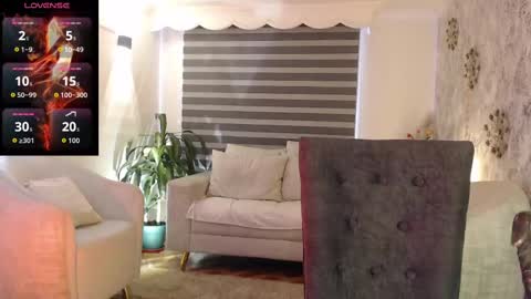 Snapshot of _alice_horny_ chatting on 09.30.25 _alice_horny_ online show from 09.30.25