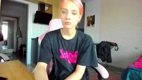 Snapshot of _alice_kitty chatting on 06.26.26 Gaylord online show from 06.26.26