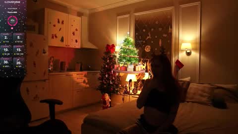 _alice_meyss_ online show from 12.18.25