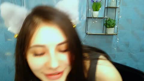 Snapshot of _alicecandy_ chatting on 12.20.24 Alice online show from 12.20.24