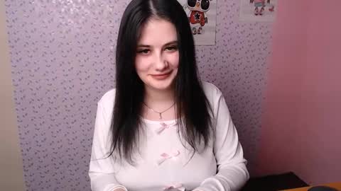 Snapshot of _alicecandy_ chatting on 02.05.25 Alice online show from 02.05.25