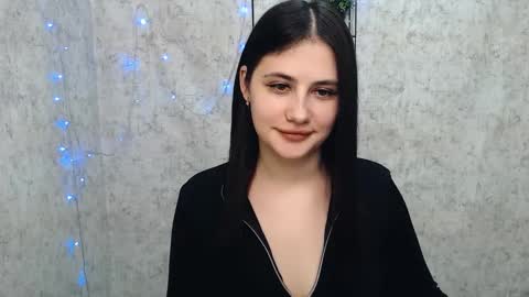 Snapshot of _alicecandy_ chatting on 02.16.25 Alice online show from 02.16.25