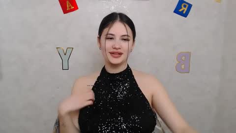 Snapshot of _alicecandy_ chatting on 03.08.25 Alice online show from 03.08.25