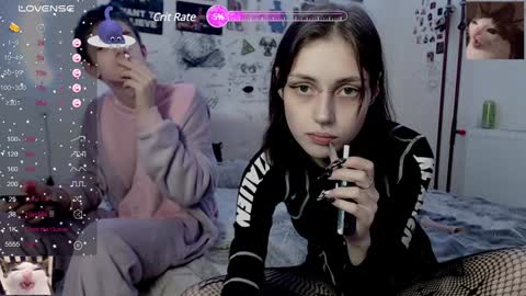 Charlotte and Alex online show from 02.02.25