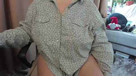 Snapshot of _alyssia_ chatting on 01.14.26 lisa online show from 01.14.26