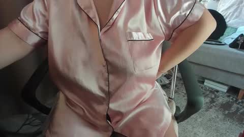 Snapshot of _alyssia_ chatting on 01.16.26 lisa online show from 01.16.26