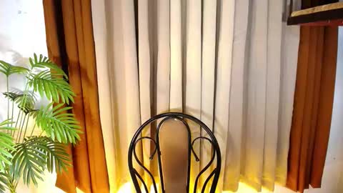 Snapshot of _amyspanks18_ chatting on 10.22.25 Amy online show from 10.22.25