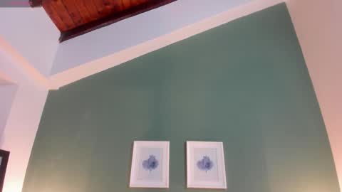 Ana Victoria online show from 11.28.25