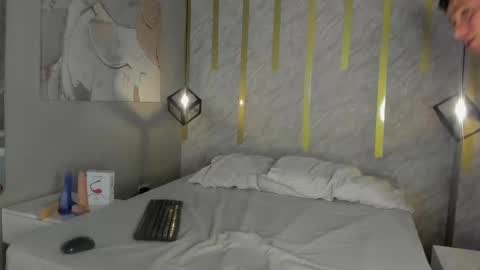 Snapshot of _andrewfalcon1 chatting on 12.28.24 Andrew online show from 12.28.24