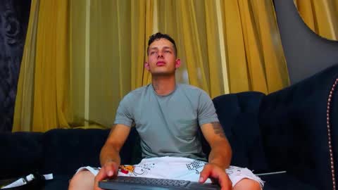 Angel Rivera online show from 02.07.26