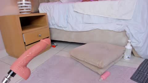 ngela  online show from 01.24.25