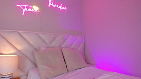 ngela  online show from 03.06.25