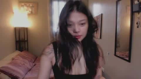 annie . online show from 05.22.26