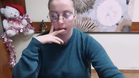 Anna online show from 12.17.24