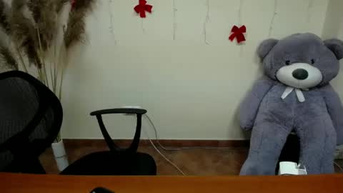 Anna online show from 12.30.24