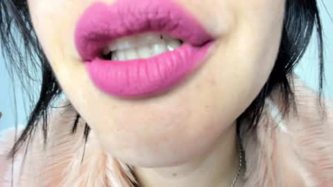 antonia online show from 12.17.24