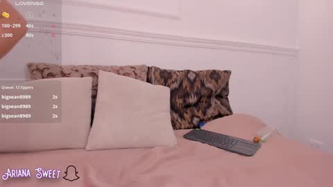 Snapshot of _arianasweet chatting on 01.09.25 _arianasweet online show from 01.09.25