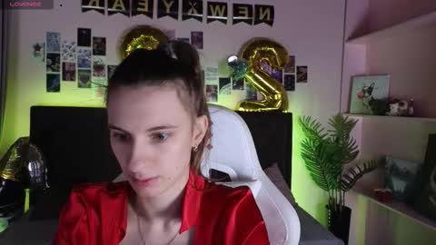 _ash_leyy_ online show from 12.22.25