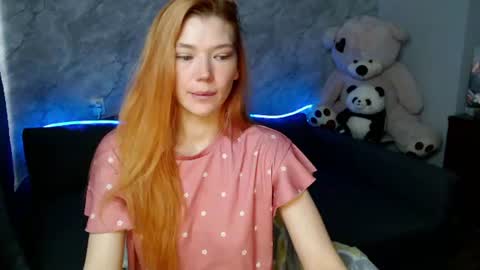 Snapshot of _astarte_ chatting on 06.19.26 _astarte_ online show from 06.19.26