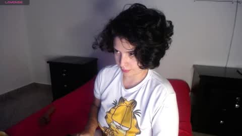 Snapshot of _atenea_golden chatting on 12.12.24 atenea online show from 12.12.24