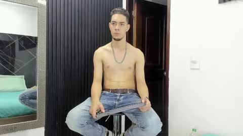 _axel_09 online show from 05.01.26