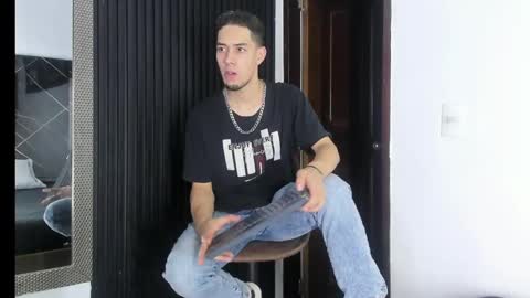 _axel_09 online show from 05.05.26