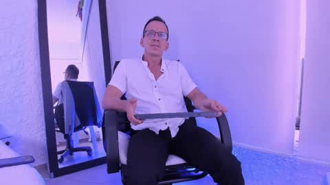 _axelking_ online show from 03.05.26