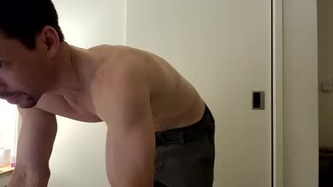 Snapshot of _b_h_c_ chatting on 12.18.25 _b_h_c_ online show from 12.18.25