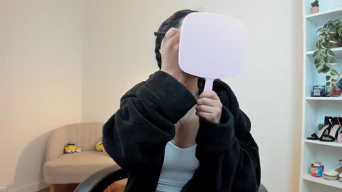 Bella Evans online show from 01.23.25